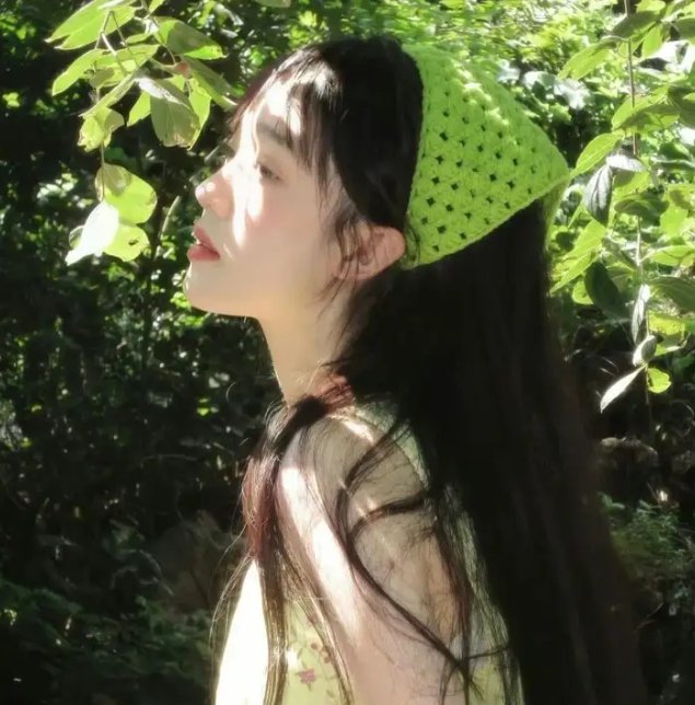 深蓝色的夜晚海报