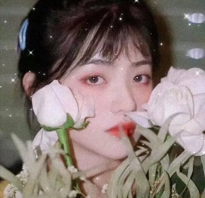 龙纹身的女鬼入镜海报