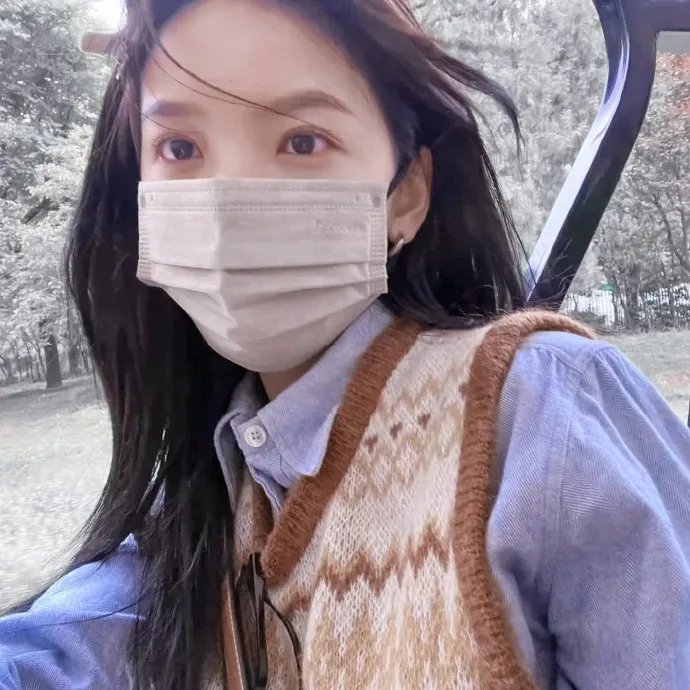 灵欲相通姊妹花海报